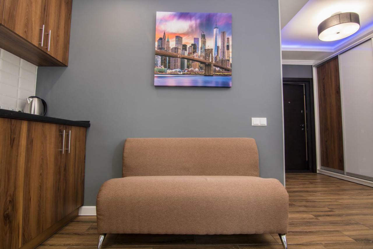 Lux Apartment Near Arena City Kiev Eksteriør bilde